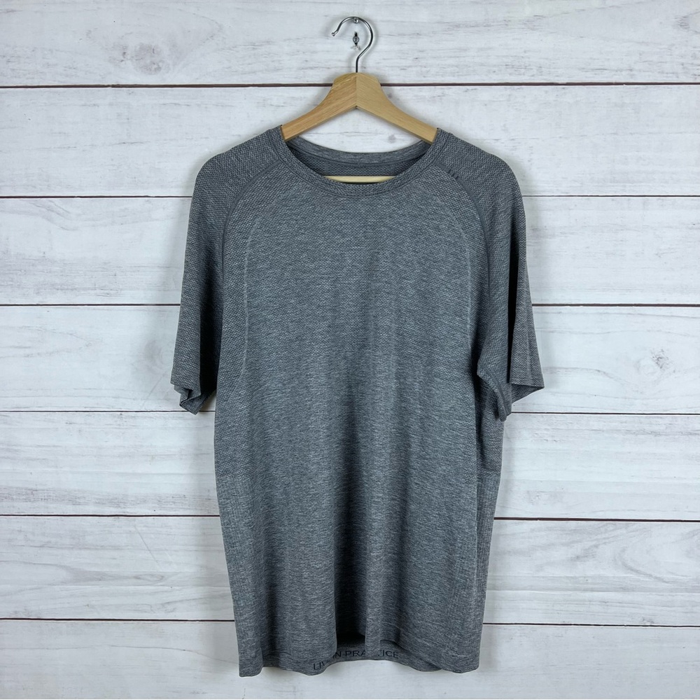 Lululemon Metal Vent Tech T-Shirt Large